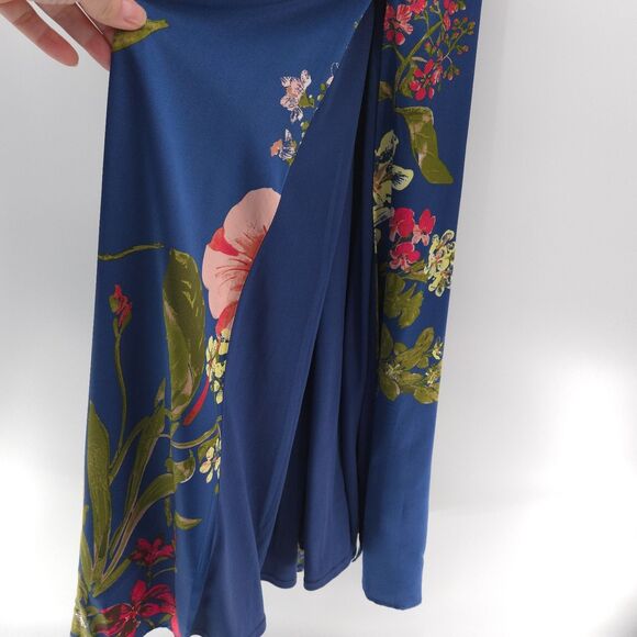 Lulus NWT Still the One Satin Maxi Dress Size M Blue Floral Print - Picture 12 of 13
